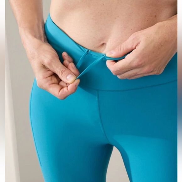 NWT New ATHLETA Pacesetter 7/8 High Rise Tight Legging Teal Blue M - Picture 5 of 8